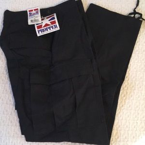 Propper Tactical Button Fly Black Pants Sm Reg NWT